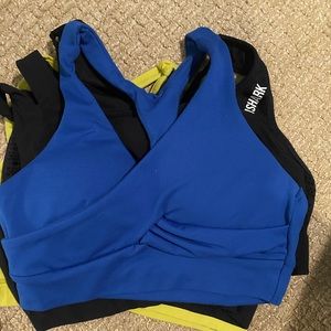 Bombshell BEYOND SPORTS BRA size small